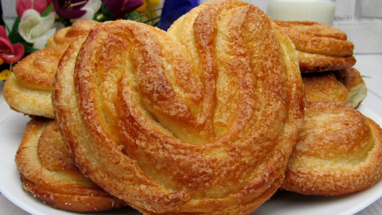 Плюшки с сахаром